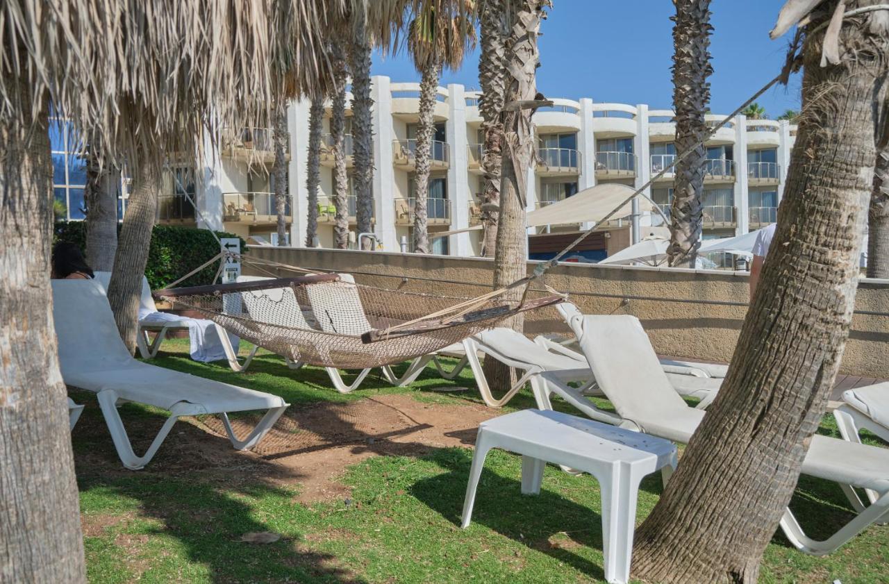 Sunny Sea View Studio Apartment Herzliya Bagian luar foto
